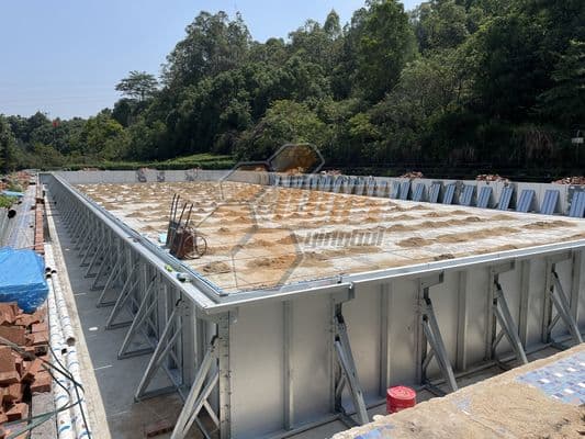 Πισίνα αναψυχής ZAM Steel με θερμομόνωση 5 πλευρών