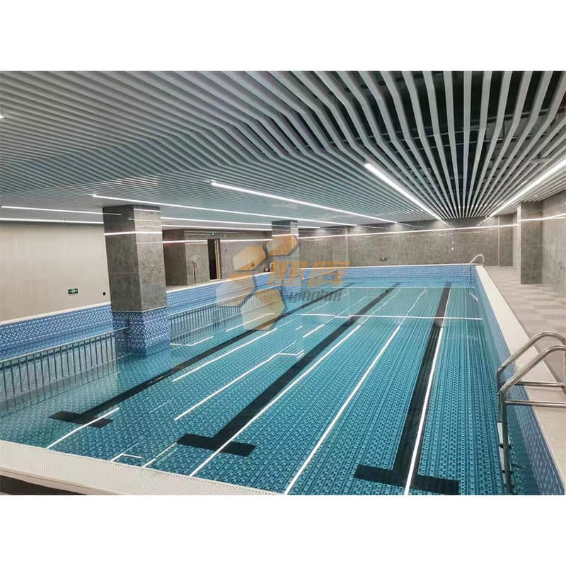 La piscina de entrenamiento de PVC duradera recomendada para mayores de 3 años viene con parche de reparación que garantiza reparaciones duraderas y fáciles