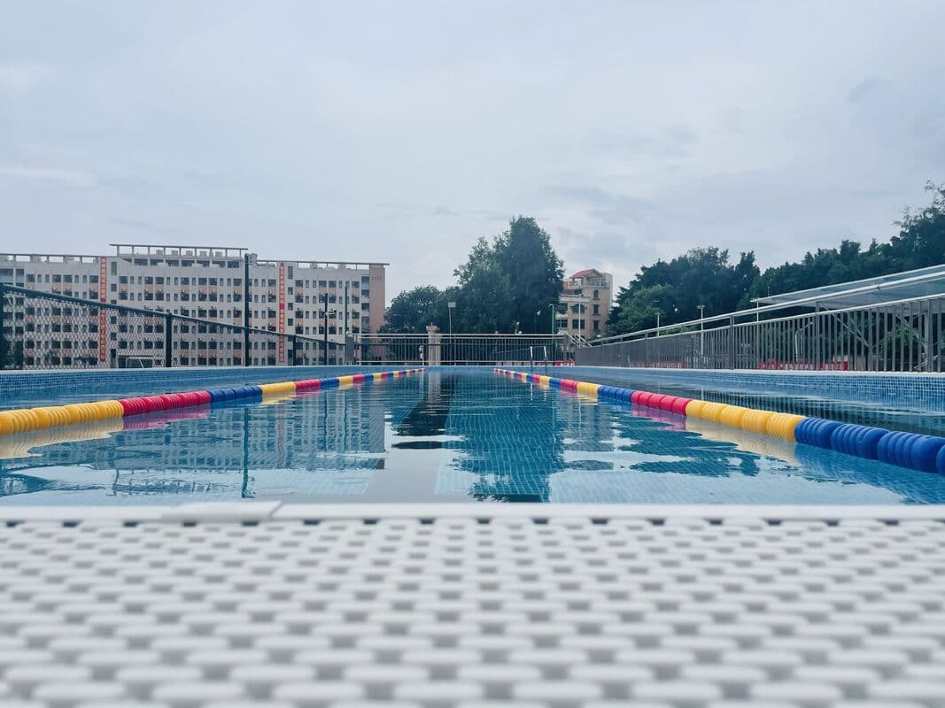 Energy-Efficient Modular Steel Swimming Pool System